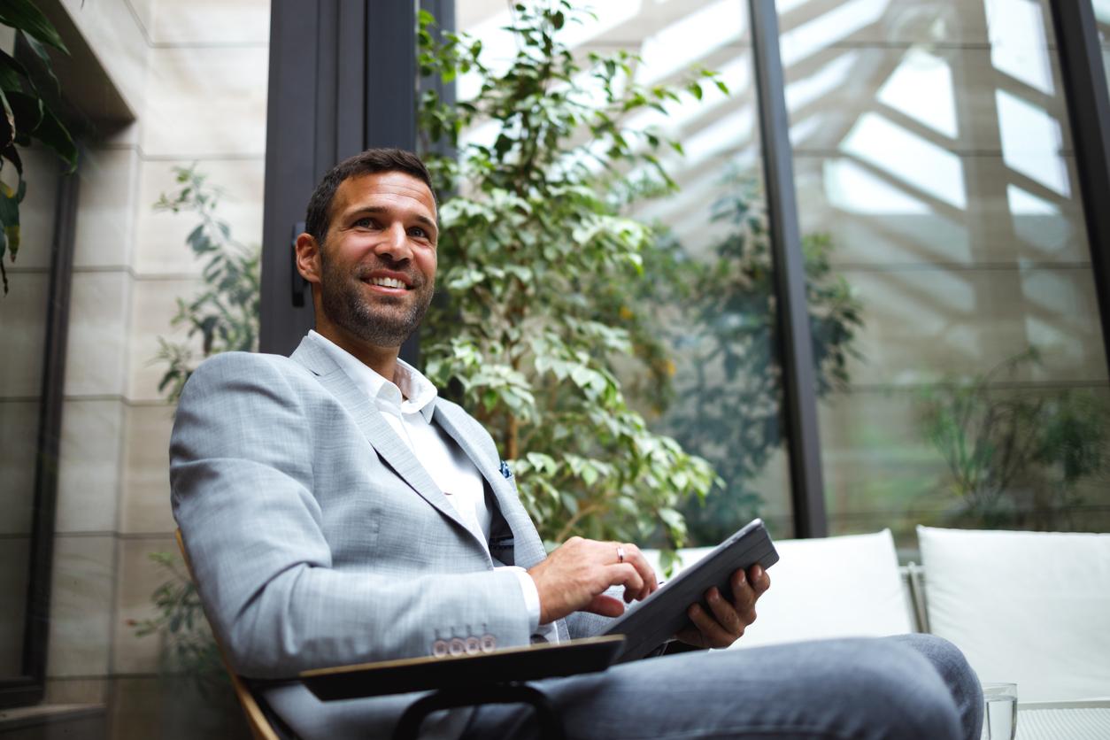 What Happens to the CEO After the Exit?