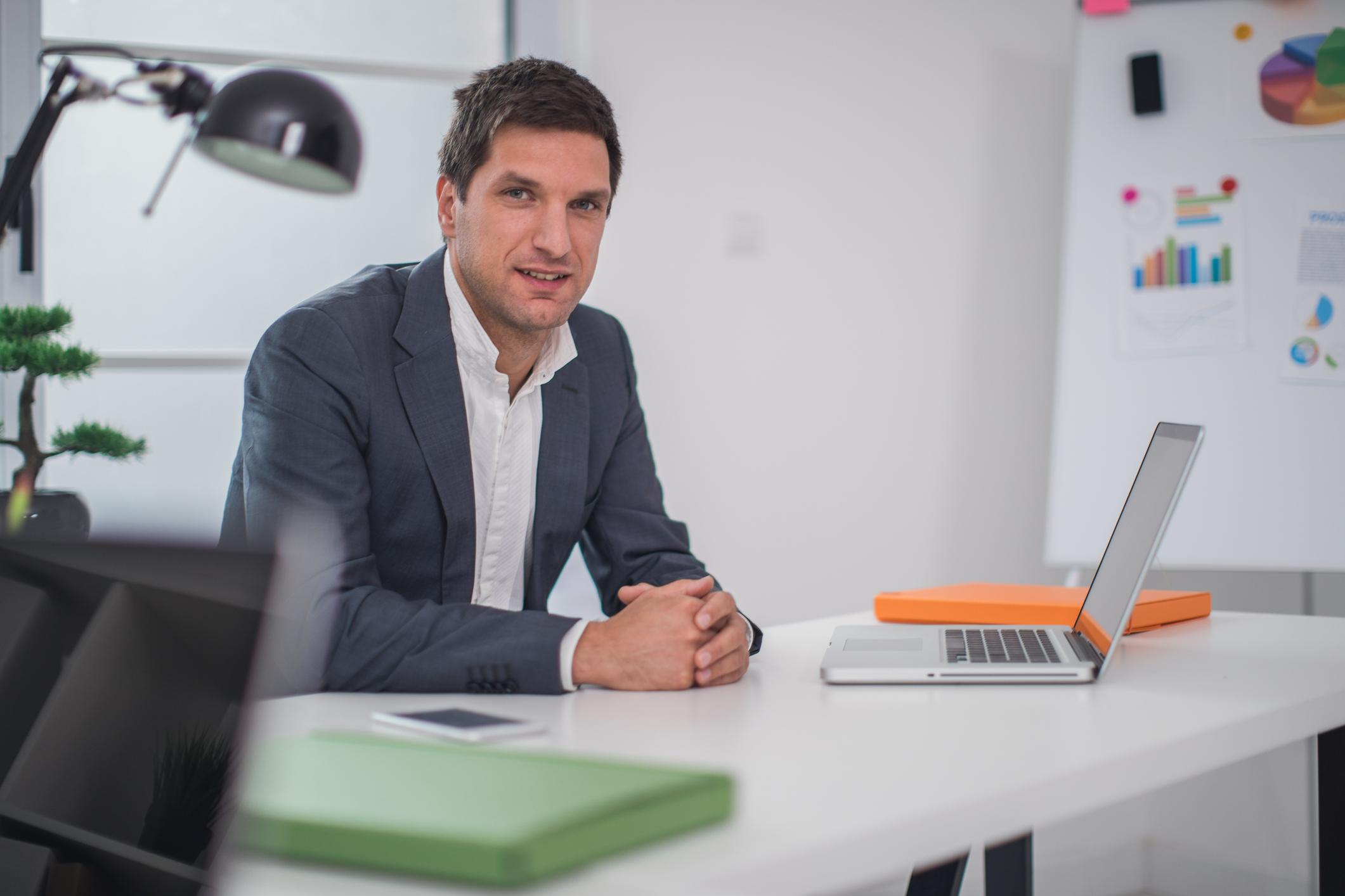 How to Get on a Broker's Shortlist Before the CIM Goes Wide